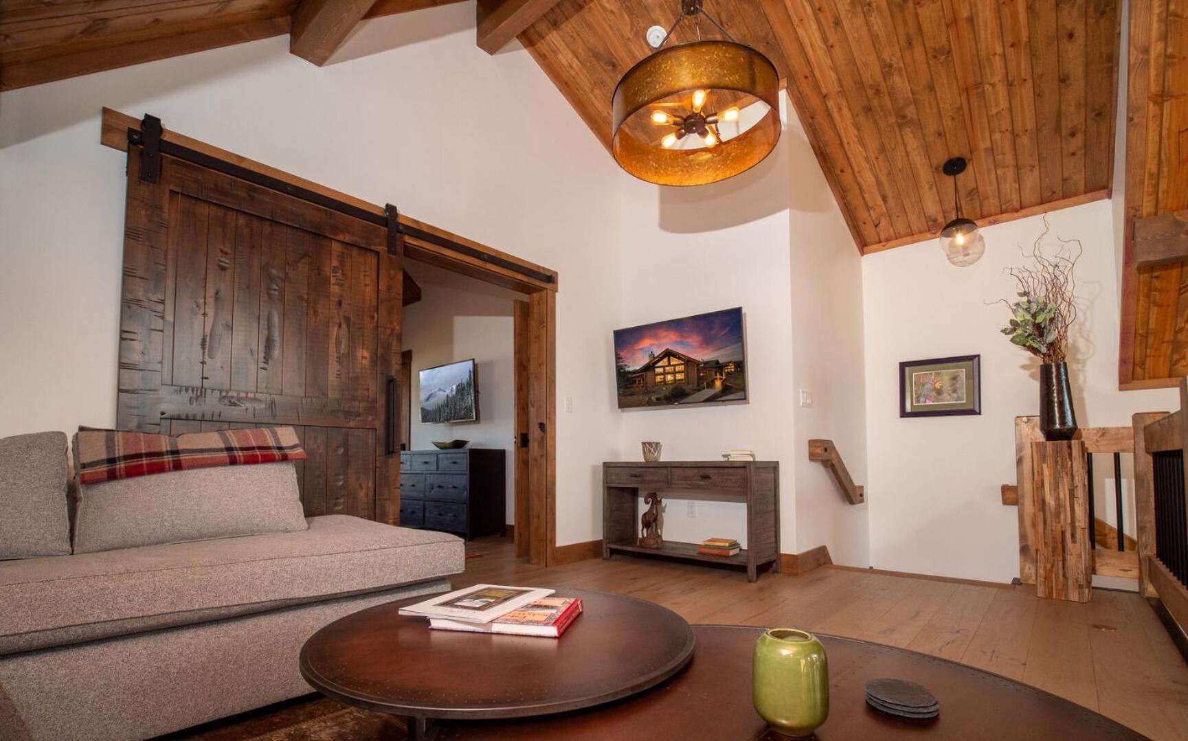 Chic Retreat Indoor Outdoor Fireplace, Private Jacuzzi, Great Location! Estes Park Oda fotoğraf
